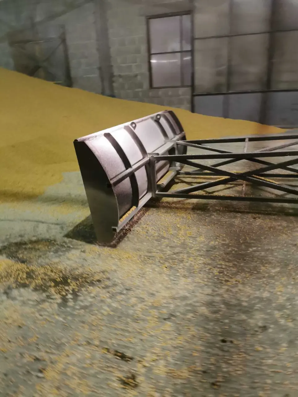 Prelungitor Cupa Iadran Agri - accesoriu pentru mărirea capacității de lucru a utilajelor agricole