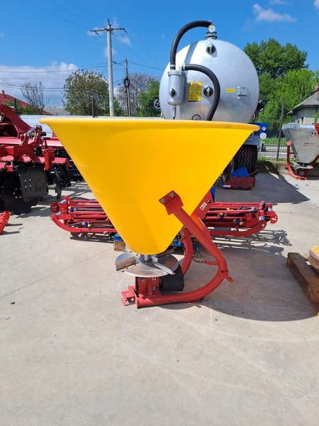 Distribuitor Ingrasamant Plastic 400kg