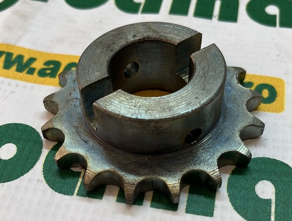 Pinion Z-17 AC820820