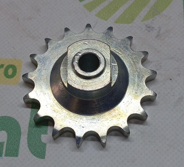 Pinion Z-17 AC820120