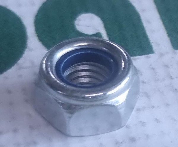 Piulita Hexagonala Autoblocare  M10x1.5