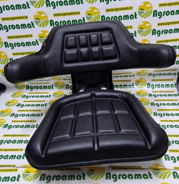 Scaun Negru pentru Tractor U-445, U-650