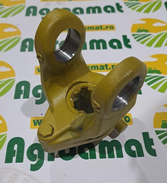 Furca Cardan Cu Surub De Forfecare T5 (30.2x79.4)