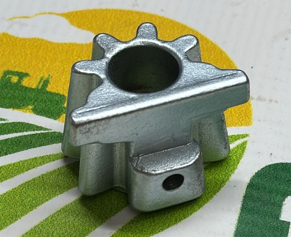 Pinion Suveica 48093043