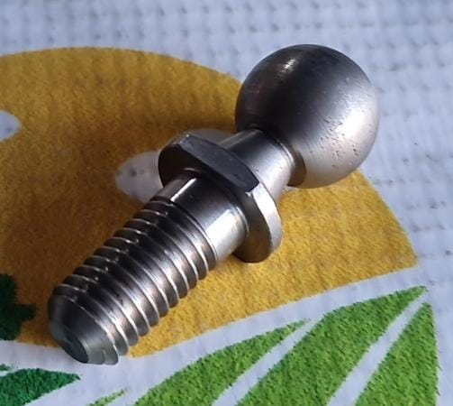 Bolt Amazone1627100