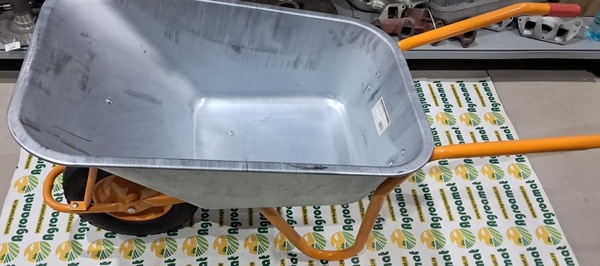 Roaba Metalica 85L 875x595x275mm