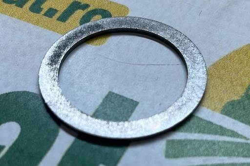 [111305] Distantier DR8210