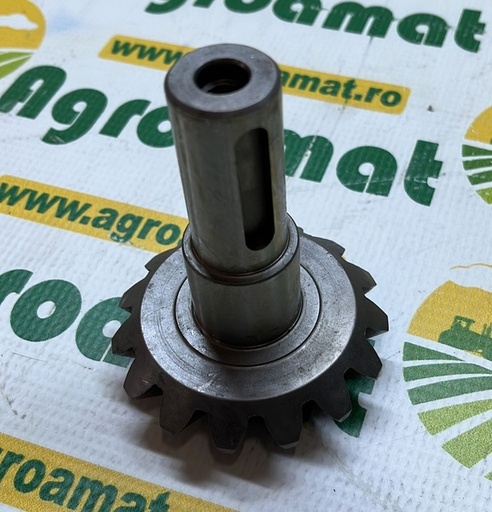 [111346] Pinion cu Ax Z-15 , 1.330.644