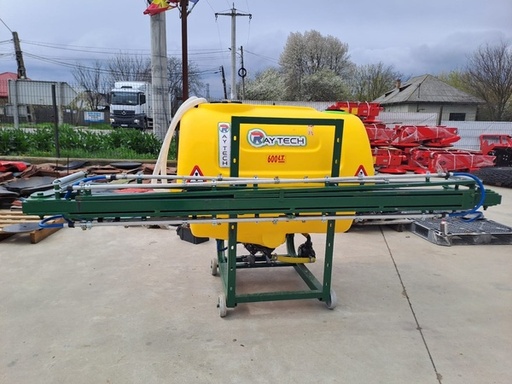 [113377] Masina Erbicidat 600L , 1 Duza