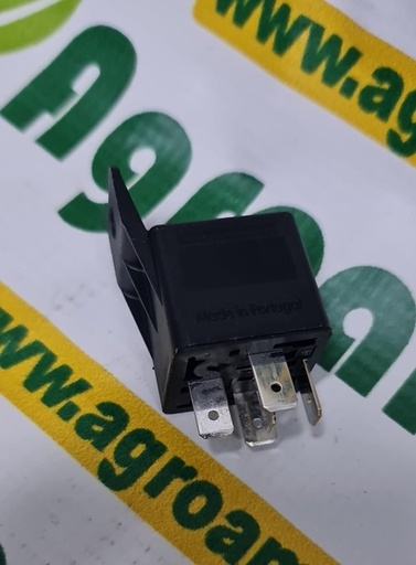 [121676] Releu AL208596