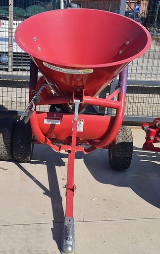 [122675] Sararita Gazon Tractata cu Roti 520 Kg